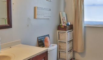 162 Waldo Ave, Belfast, ME 04915