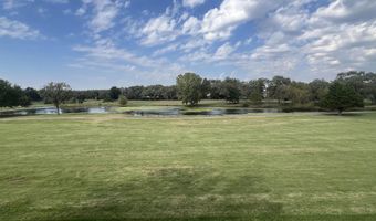 109 S Putter Dr, Andover, KS 67002