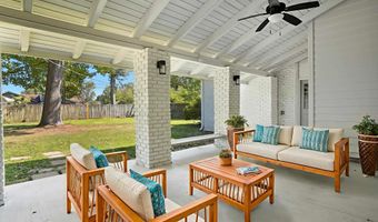 379 Wilton Dr, Baton Rouge, LA 70815
