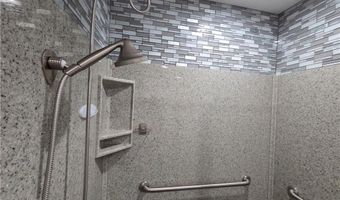 207 Blackberry Cir, Archie, MO 64725