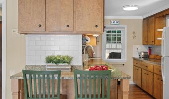 35 Greenwood Rd, Amherst, NH 03031