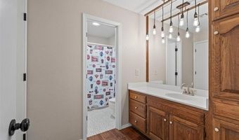 2516 Mountain Rd, Bartlesville, OK 74003