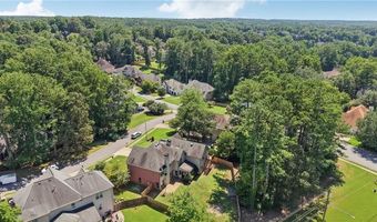 1496 Fallsbrook Ct NW, Acworth, GA 30101
