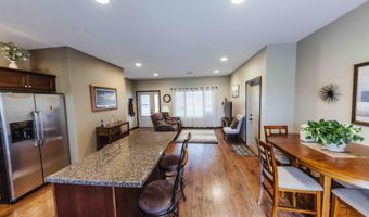 1716 Miller Ln, Aberdeen, SD 57401