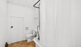 127 Walnut St, Ashville, OH 43103