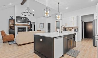 1013 Prairie View Rd, Ardmore, OK 73401