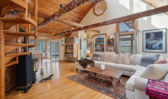 54 Stone Tree Rd, Arrowsic, ME 04530