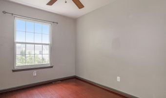 3088 Village Cir, Ann Arbor, MI 48108