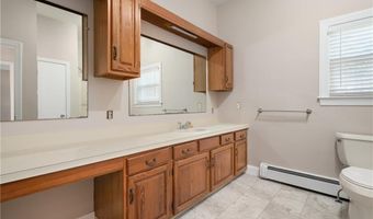 1450 Tarkiln Rd, Burrillville, RI 02830