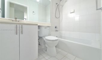 3300 NE 192nd St 118, Aventura, FL 33180