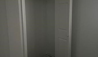 22 E 48TH St, Bayonne, NJ 07002