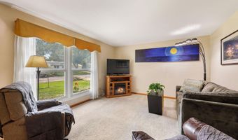 5406 Big Bow Rd, Fitchburg, WI 53711