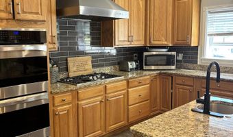 602 Murray St, Wapakoneta, OH 45895