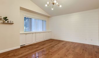 8006 SE SPORRI Ln, Milwaukie, OR 97267