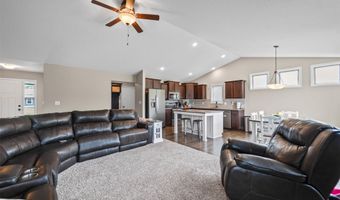 1100 Hunter Ct, Adel, IA 50003