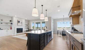 5926 E Forbes Ct, Bel Aire, KS 67220