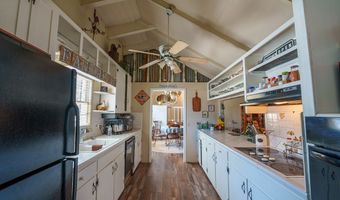 2623 Hatch N Pkwy, Baxley, GA 31513
