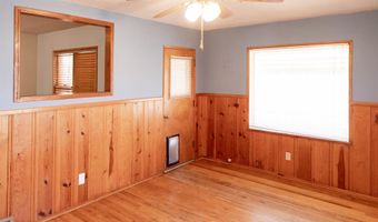 204 Acoma Dr, Clovis, NM 88101