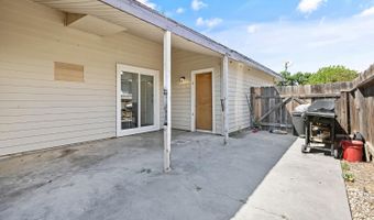 14291 Rosemary Cir, Armona, CA 93202