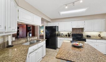 75 Rath Dr, Bella Vista, AR 72715