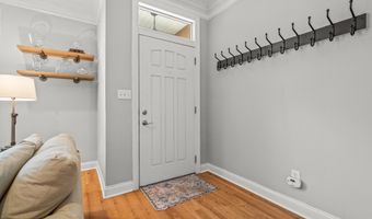 10 Grove Ct 20, Asbury Park, NJ 07712