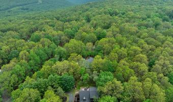 167 Valley View Dr, Albrightsville, PA 18210