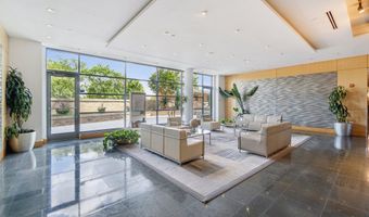 2001 15TH St N 506, Arlington, VA 22201