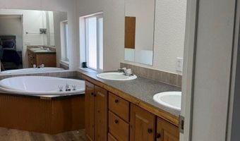 1224 Woodside Rd, Cascade, ID 83611