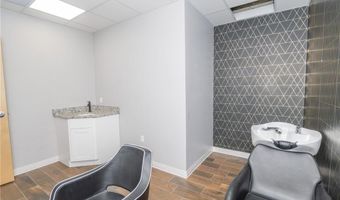 505 Atwood Ave, Cranston, RI 02920