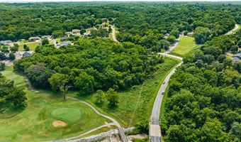 98 Sherlock Dr, Bella Vista, AR 72715