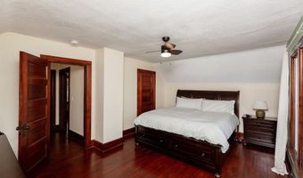 605 Cottage St, Adel, IA 50003