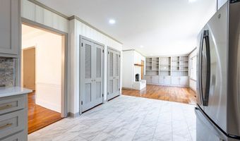 2511 WEXFORD Dr, Albany, GA 31707