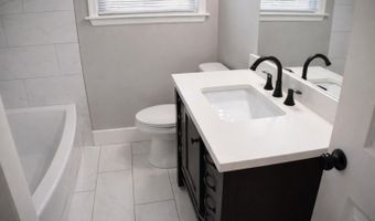 702 Center Dr W, Beaufort, SC 29902