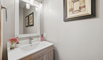 4212 Devonshire Ct, Akron, OH 44321