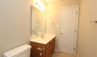 101 Lake Meadow Dr, Apex, NC 27502