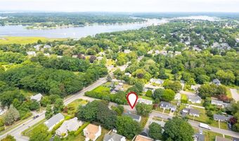 12 Terrace Dr, Bristol, RI 02809