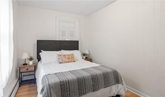 63 Prospect St, Lincoln, RI 02838
