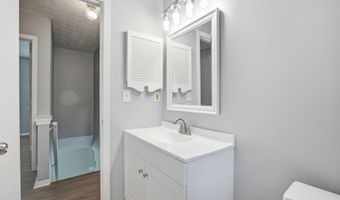 11240 Rotherick Dr, Alpharetta, GA 30022