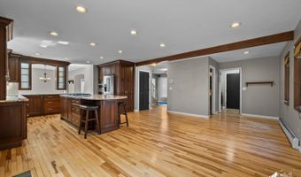 12950 Summer Cir, Anchorage, AK 99516