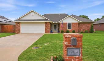 1204 Wendy Ln, Altus, OK 73521
