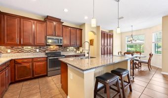 2651 CEDAR CREST Dr, Apopka, FL 32712