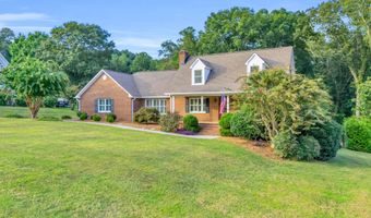 3046 Hawthorne St, Athens, TN 37303