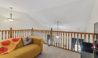 8320 Lake Tree Ln, Indianapolis, IN 46217