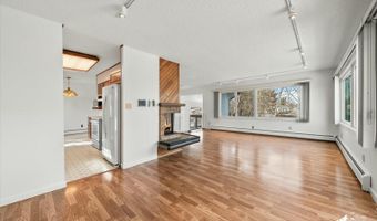 1521 Cache Dr, Anchorage, AK 99507