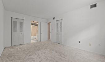6 CHASE HALL, Dover, DE 19904