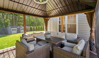 210 Kentucky Way, Freehold, NJ 07728