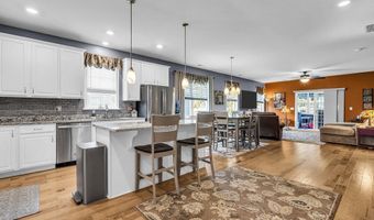 22 Flanders Dr, Barnegat, NJ 08005