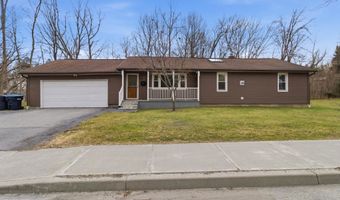 212 Dewey St, Bennington, VT 05201