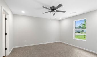 385 Wilbur Ave, Austin, IN 47102
