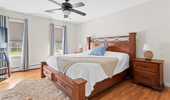 45 Silo Dr, Cranston, RI 02921